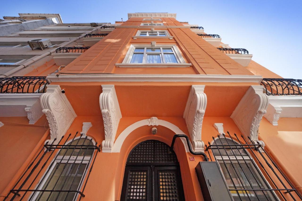 Taxim Cool Hotel Istanbul Bagian luar foto